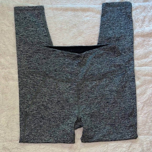 Active pants - Picture 3 of 7